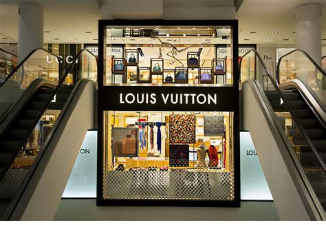 lv service milano|negozio louis vuitton milano rinascente.